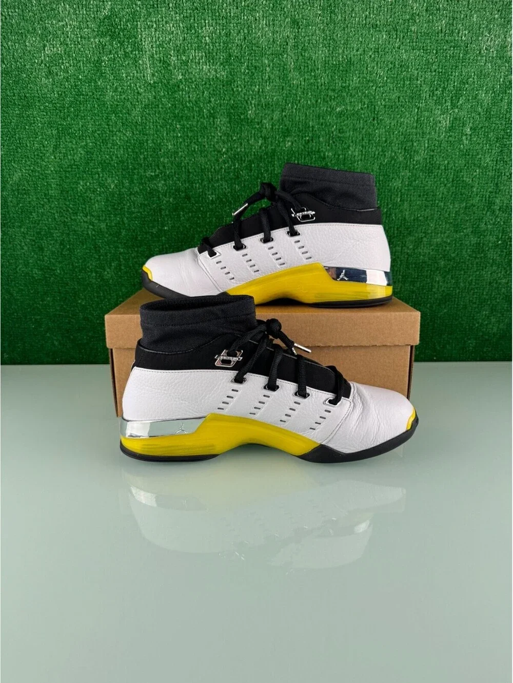 Size 10 - Air Jordan 17 Retro SP 2024 Low All Star Lightning
